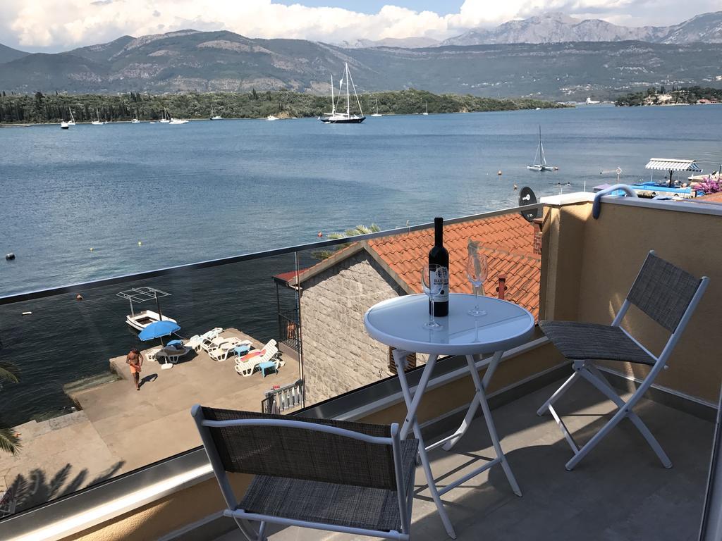 Franovic Apartments Tivat Exteriér fotografie