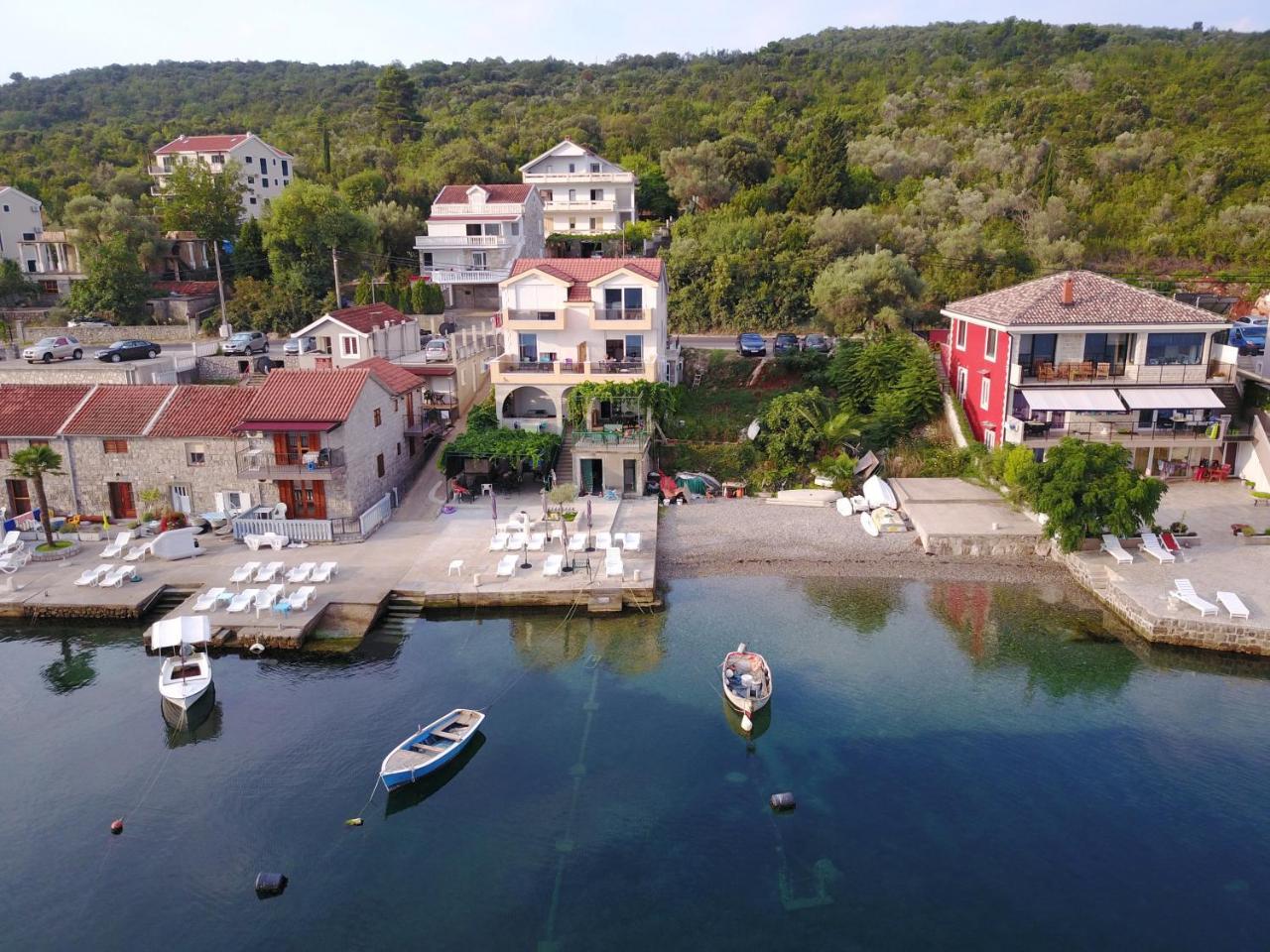 Franovic Apartments Tivat Exteriér fotografie